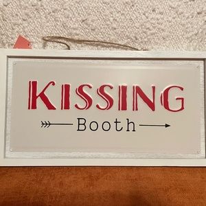 Target Spritz Kissing Booth Sign, NEW